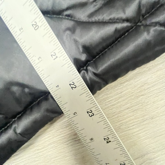 The North Face Vest 550 Down Vest Women's Small Black Quilted Goose Down Puffer - Picture 6 of 10